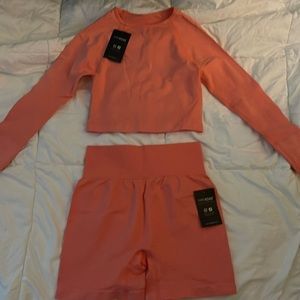 Nikki Font Seamless Duo Set